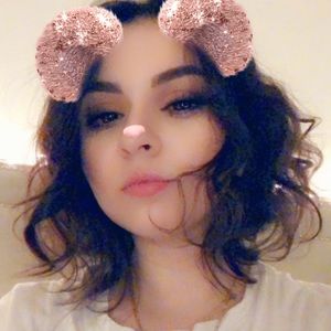 Meet your Posher, Vanessa